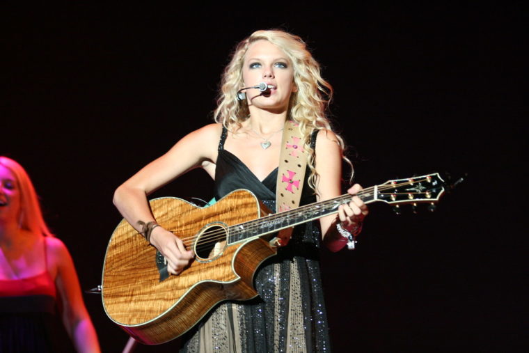 10 Facts About Taylor Swift You Need To Know |