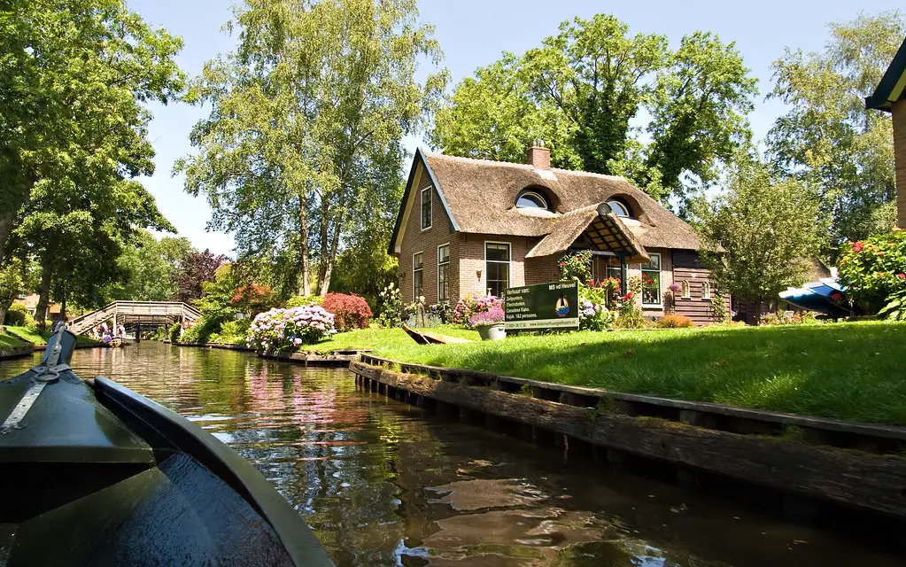 Giethoorn Venice Of The North