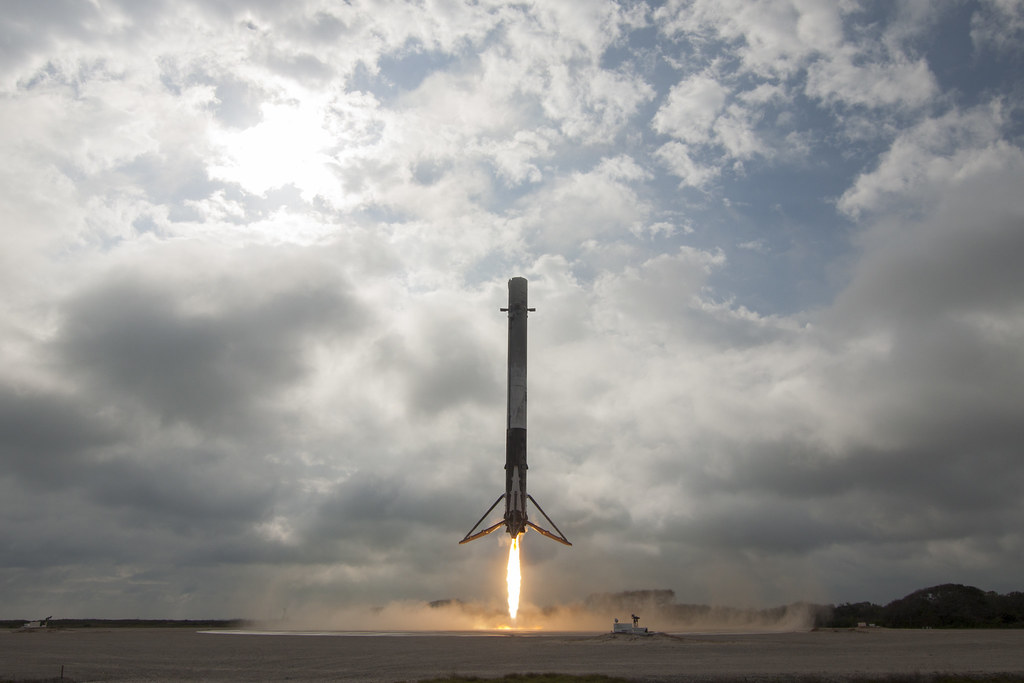 10 Fun Facts About Spacex | Facts About Spacex